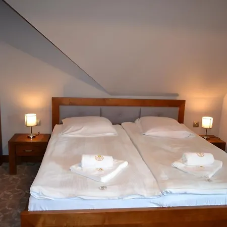 Hotel Lokis 3*