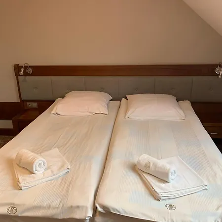 Lokis Hotel Niedzica Zamek